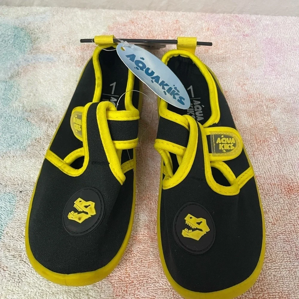 Aqua Kids water shoes